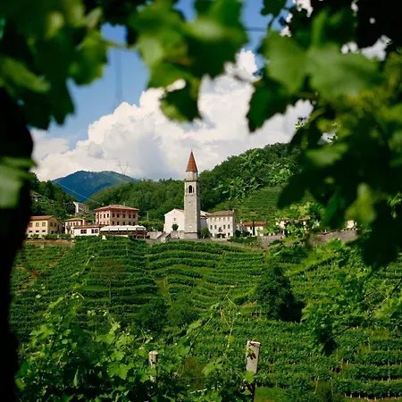 Hotell Charming Dei Chiostri 4*