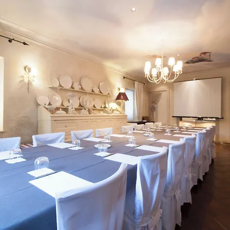 Charming Dei Chiostri Отель 4*