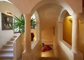 Charming Dei Chiostri Hotell