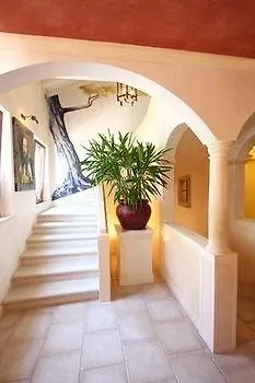 Charming Dei Chiostri Hotell 4*