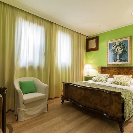 Charming Dei Chiostri