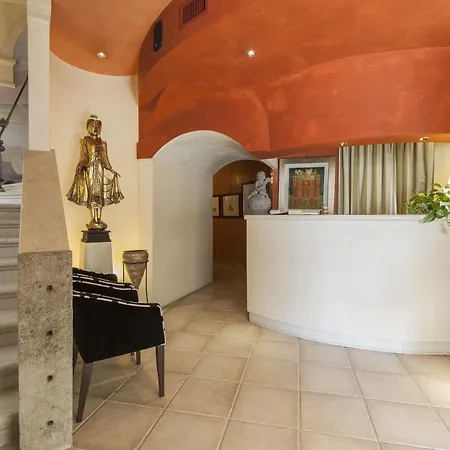 Dei Chiostri Hotel 4*