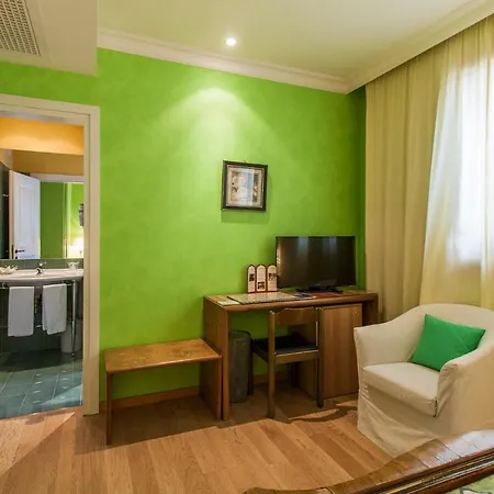 Charming Dei Chiostri Отель