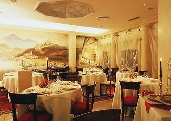 Charming Dei Chiostri Hotel