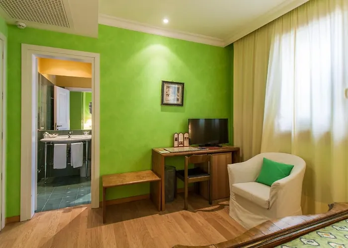Charming Dei Chiostri Hotel
