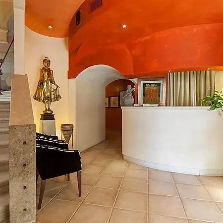 Hotel Charming Dei Chiostri 4*