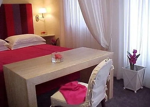 Charming Dei Chiostri Hotel Follina